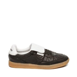 Steve Madden Eforma Trainer Black Whte