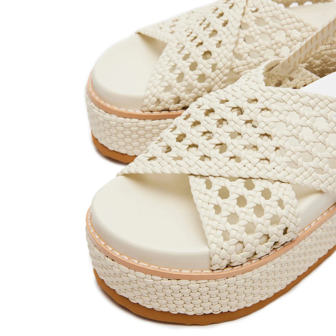 Steve Madden Kayda Pump Bone 5 Steve Madden Kayda Pump Bone - Image 3