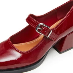 Steve Madden Lisbon Flat Shoe Red -Steve Madden Shop SM11003875 02002 009 05 6c310bb8 c346 4928 a6b9 a3cab83ca7b4