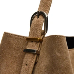 Steve Madden Btaylr Bag Taupe Suede -Steve Madden Shop STEVEMADDEN HANDBAGS BTAYLR TAUPE SUEDE 03 grande 0b2247ab 48f9 4a87 9a97 2693db446f96